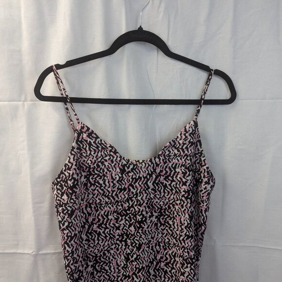 Halogen Size Small (Oversized) Cami in Black and Pink - Picture 11 of 12